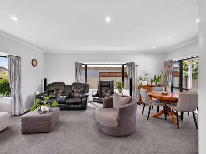 7 Caulfield Place, Taradale