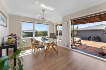 2 Chisnall Street, Stoke