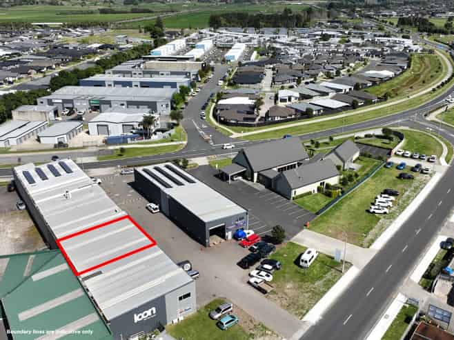 Well-connected Papamoa warehouse- with dual access