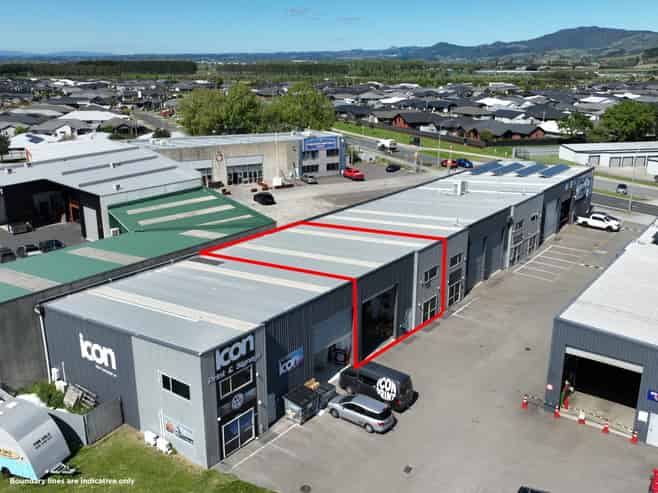 Well-connected Papamoa warehouse- with dual access
