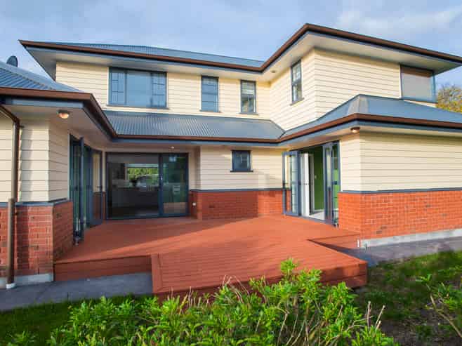 150 Main Road, Makaraka