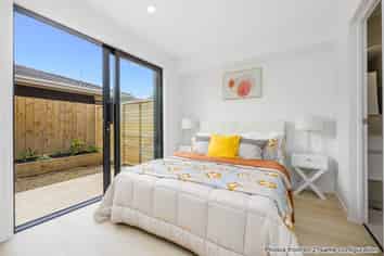 7/35 Centreway Road, Orewa