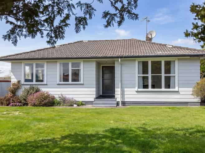 33 Stuart Crescent, Masterton