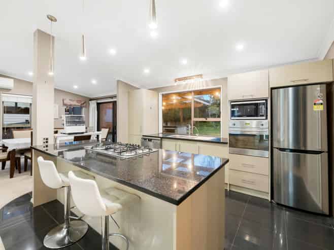 7 Fortyfoot Lane, Sunnyhills