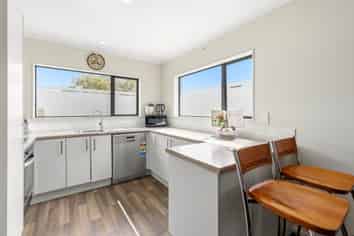 56 Claverdon Drive, Massey