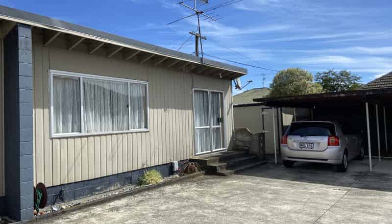 2/69A Pine Avenue, Ebdentown