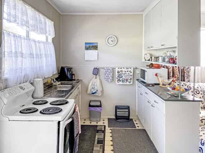 2/69A Pine Avenue, Ebdentown