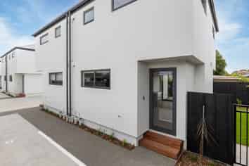 6/654 Gloucester Street, Linwood