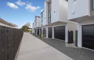 2/170 Mahia Road, Manurewa
