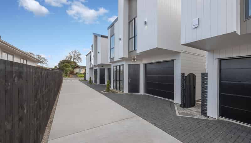 2/170 Mahia Road, Manurewa