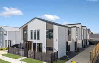4/170 Mahia Road, Manurewa