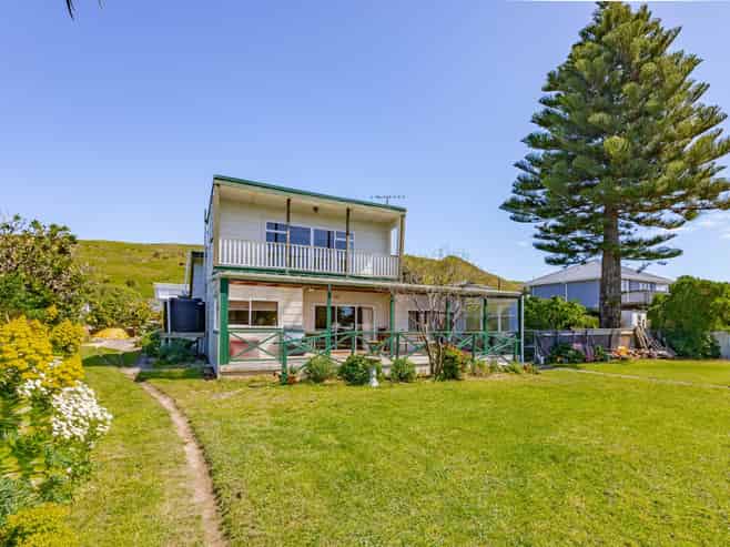 25 Beach Road, Porangahau