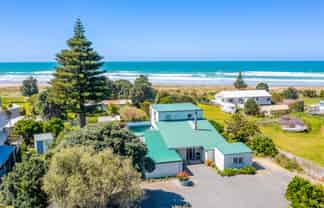 25 Beach Road, Porangahau