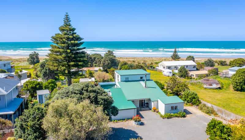 25 Beach Road, Porangahau