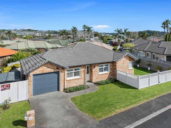 11 Francis Skinner Place, Orewa