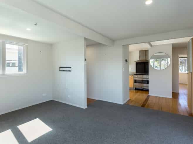 6 McKenzie Terrace, Carterton