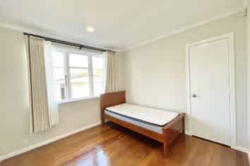 719 Te Atatu Road, Te Atatu Peninsula