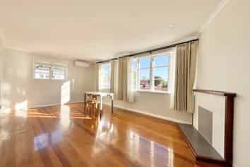 719 Te Atatu Road, Te Atatu Peninsula