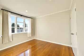 719 Te Atatu Road, Te Atatu Peninsula