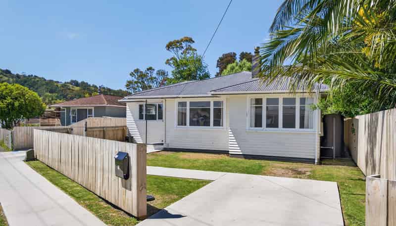 11 Matthews Road, Tamarau