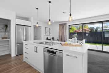 124a Alford Forest Road, Allenton