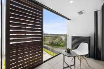 109&B11/9 Madeira Lane, Grafton