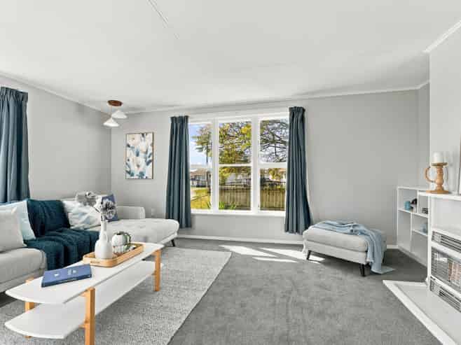 23 Churchill Crescent, Tawhero