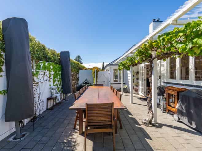 25 France Road, Bluff Hill