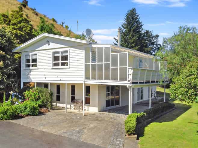 126 Lord Rutherford Road South, Brightwater