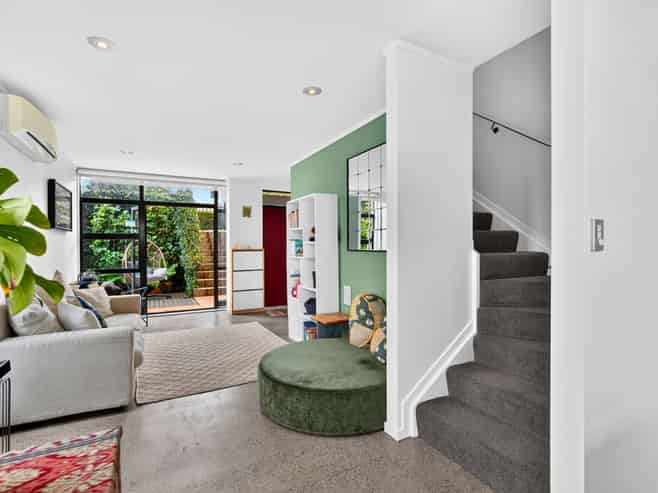 4/16 Huron Street, Takapuna