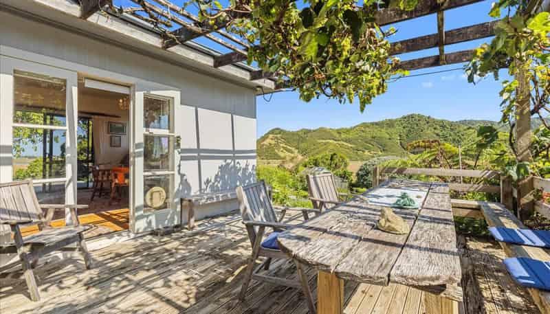 1295 Marokopa Road, Marokopa