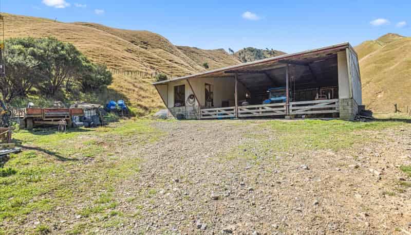 1295 Marokopa Road, Marokopa