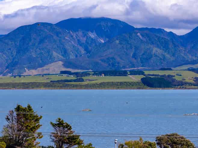38 Lake Ferry Road, Lake Ferry