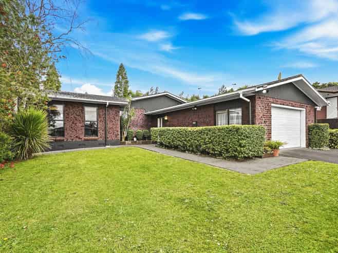 10 Montclair Rise, Browns Bay