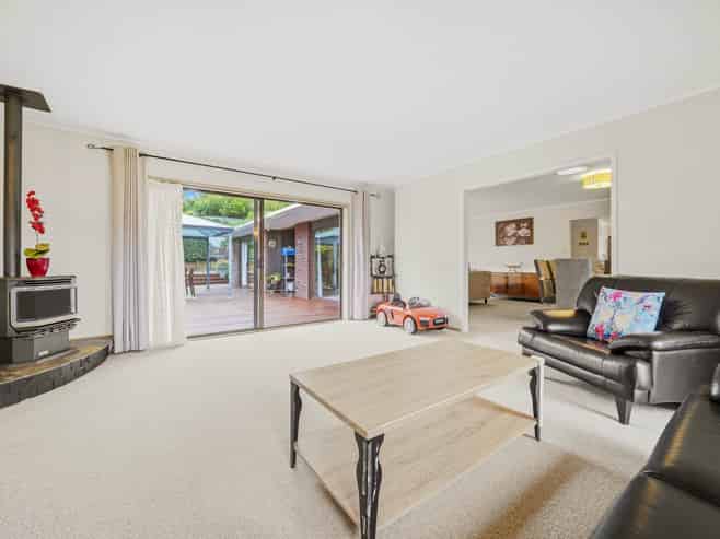 10 Montclair Rise, Browns Bay
