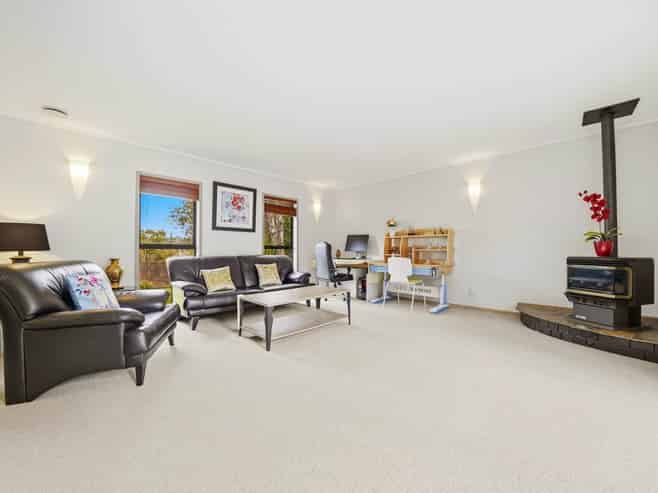 10 Montclair Rise, Browns Bay