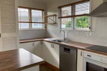 78 Mount View Drive, Mangakakahi