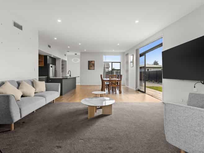 313A Karaitiana Street, Frimley