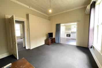 25 Northumberland, North East Valley