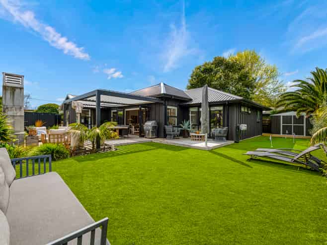 115 Second View Avenue, Beachlands