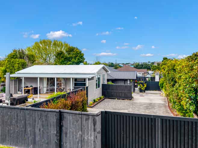 115 Second View Avenue, Beachlands