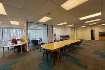 Flexible High Profile Office Space