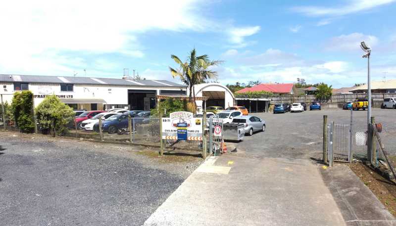 69-71 Mihini Road, Henderson