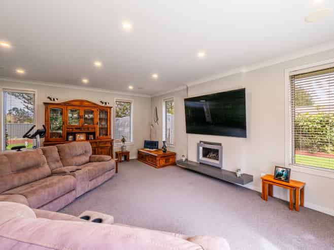 47 Matua Grove, Otatara