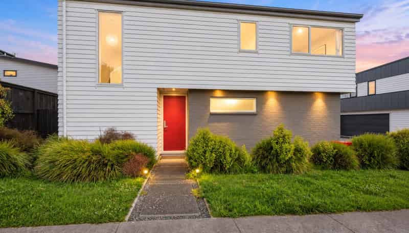 1 Agnes Court, Silverdale