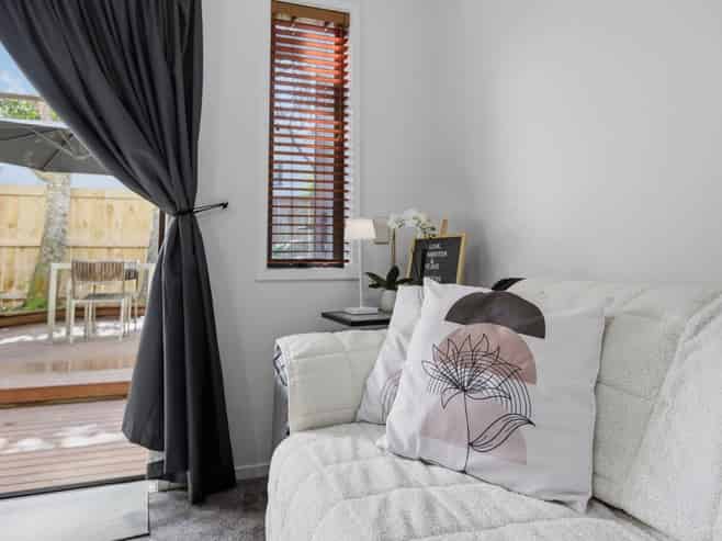 60/92 Bush Road, Albany