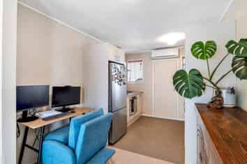 2/53 Trafalgar Street, Onehunga