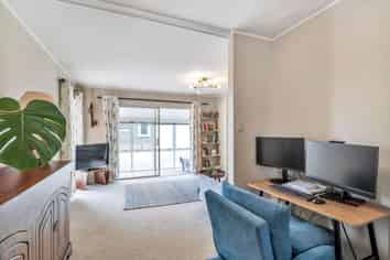 2/53 Trafalgar Street, Onehunga