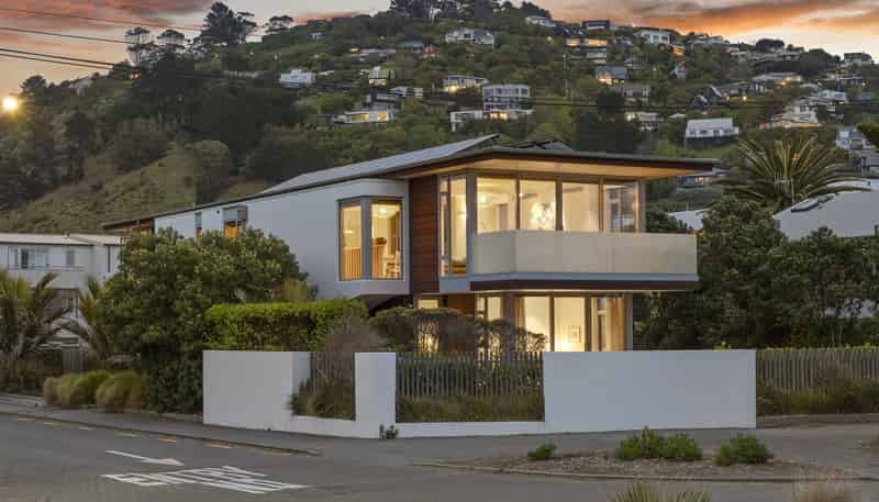 2 Burgess Street, Sumner