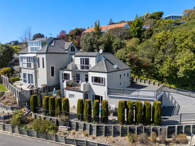 2 Iles Lane, Cashmere